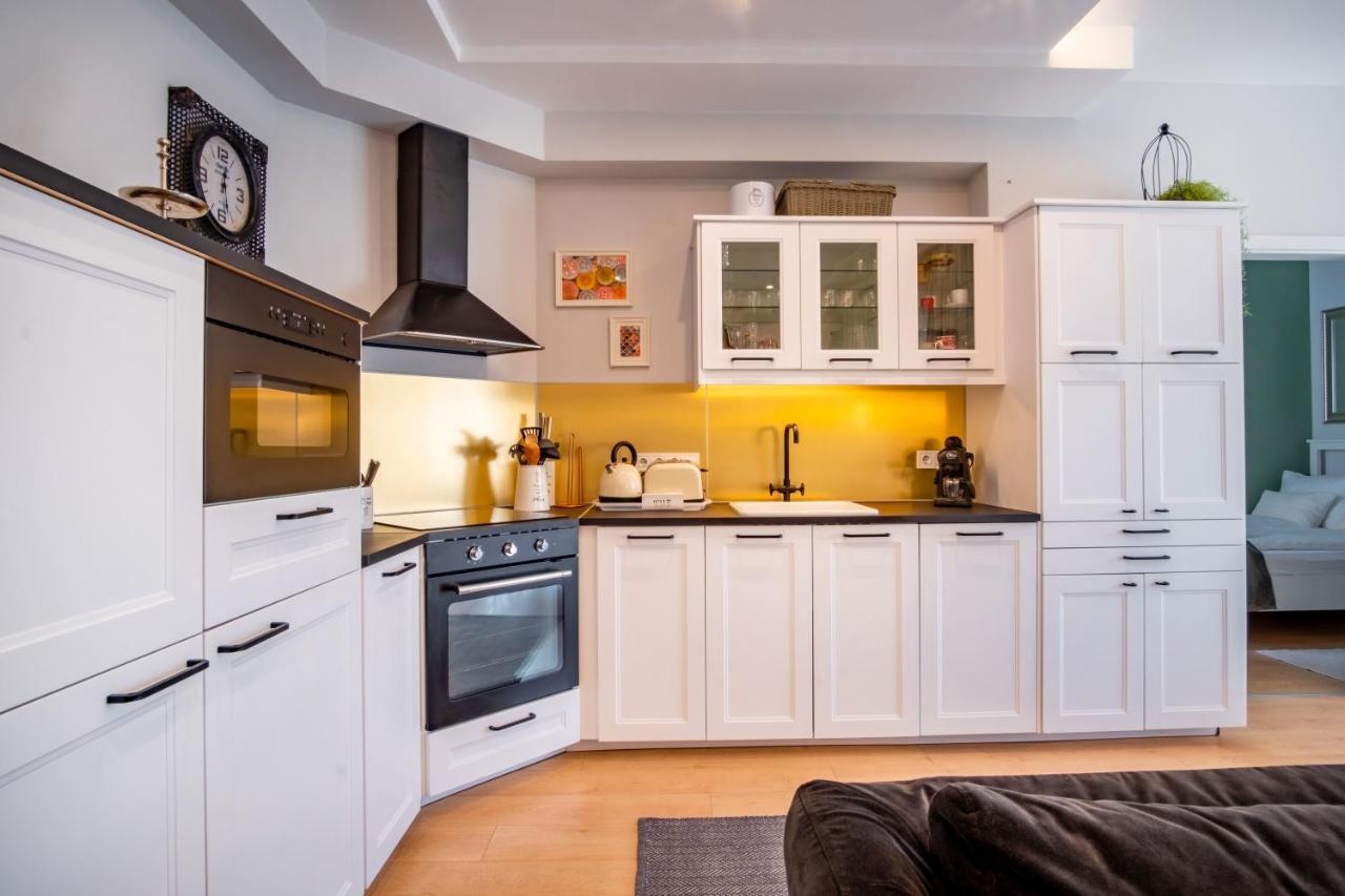 Myflat Casa Premium Apartment Siófok Exteriör bild